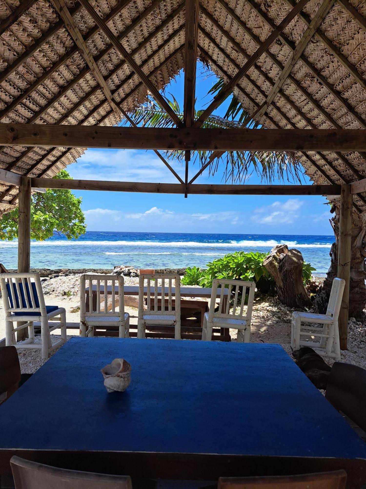 Tifaifai Et Café Huahine Bed & Breakfast Fare Bagian luar foto