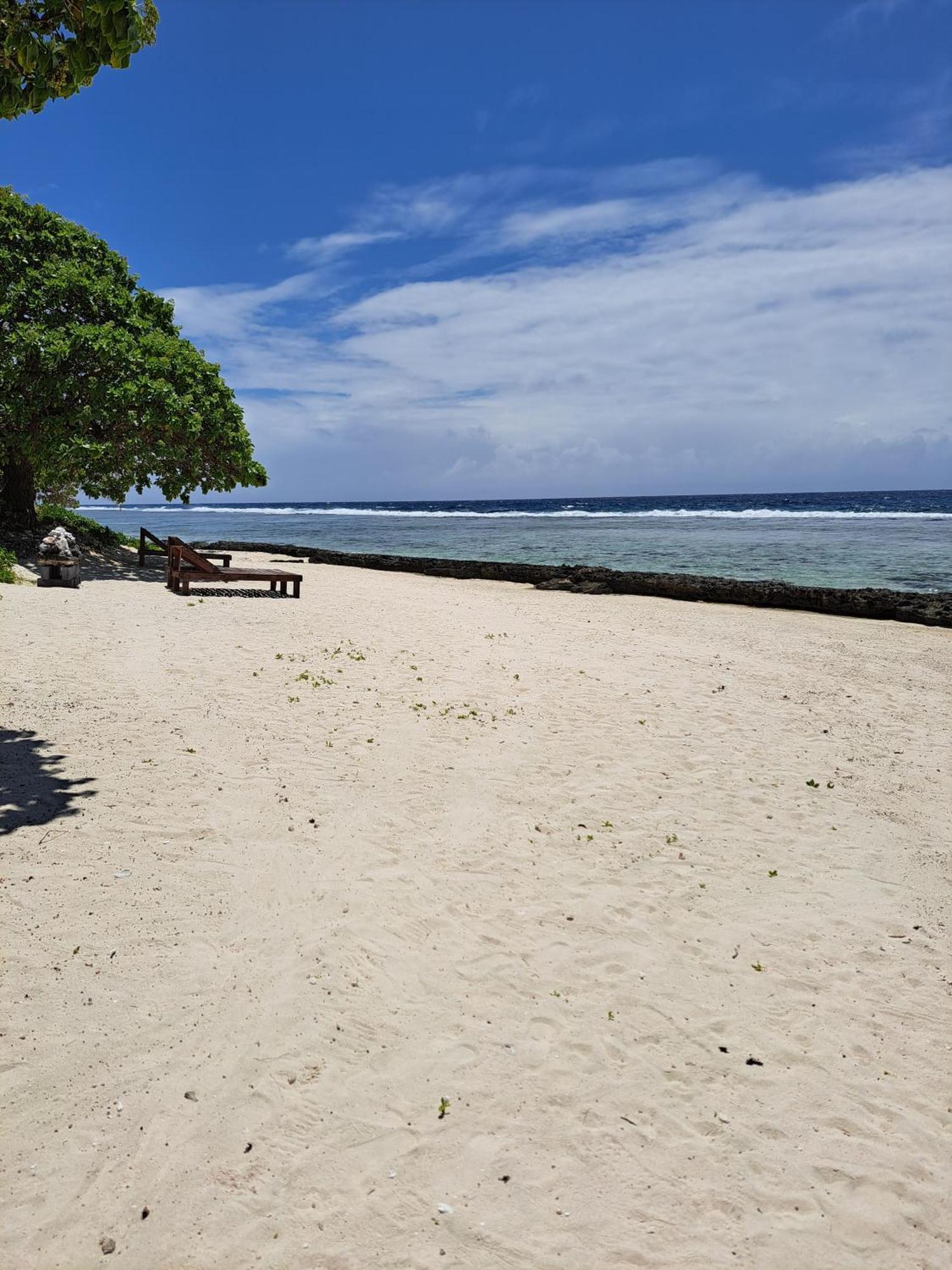 Tifaifai Et Café Huahine Bed & Breakfast Fare Bagian luar foto